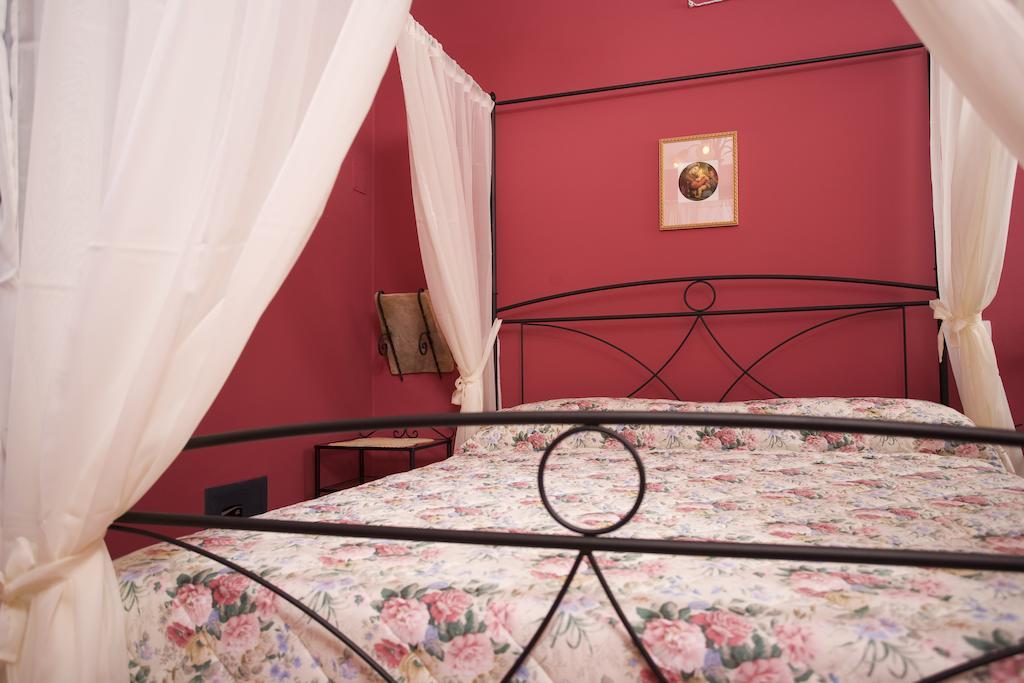 Agriturismo Il Girasole Montefalco Δωμάτιο φωτογραφία